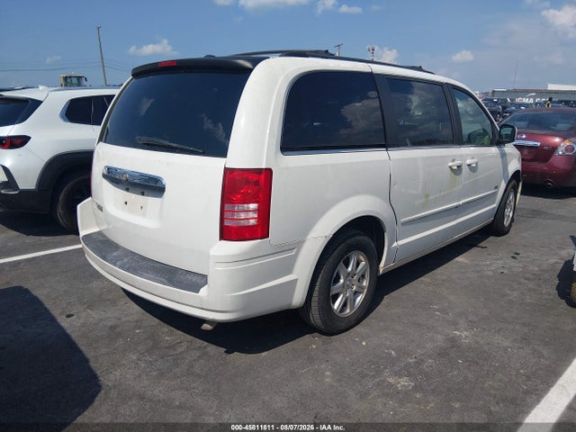 45811811 :رقم المزاد ، 2A8HR54PX8R729825 vin ، 2008 Chrysler Town & Country Touring مزاد بيع