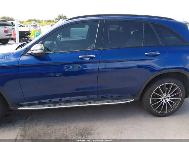 45811813 :رقم المزاد ، W1N0G8DB1MV283399 vin ، 2021 Mercedes-benz Glc 300 Suv مزاد بيع