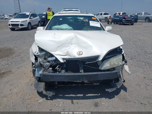 45811840 :رقم المزاد ، JT8BF28G4X0164798 vin ، 1999 Lexus Es 300 مزاد بيع