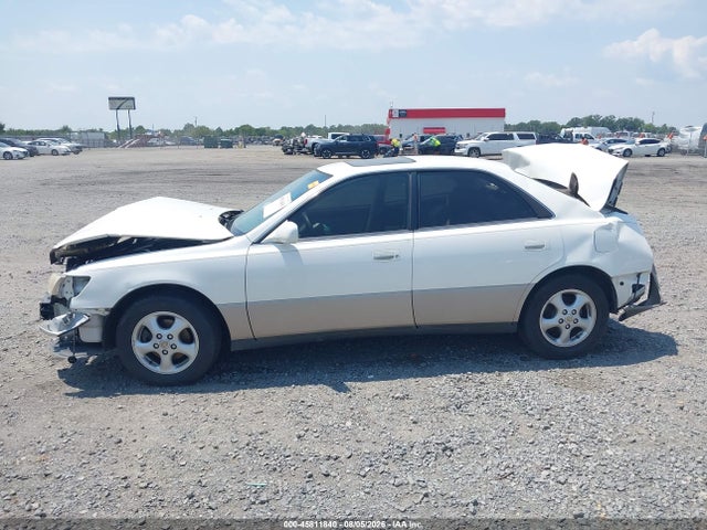 45811840 :رقم المزاد ، JT8BF28G4X0164798 vin ، 1999 Lexus Es 300 مزاد بيع