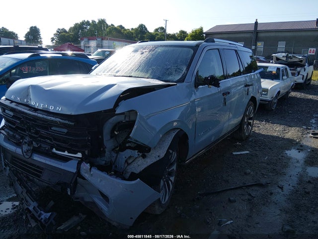 Продажа на аукционе авто 2025 Ford Expedition Platinum, vin: 1FMJU1M8XSEA02970, номер лота: 45811845