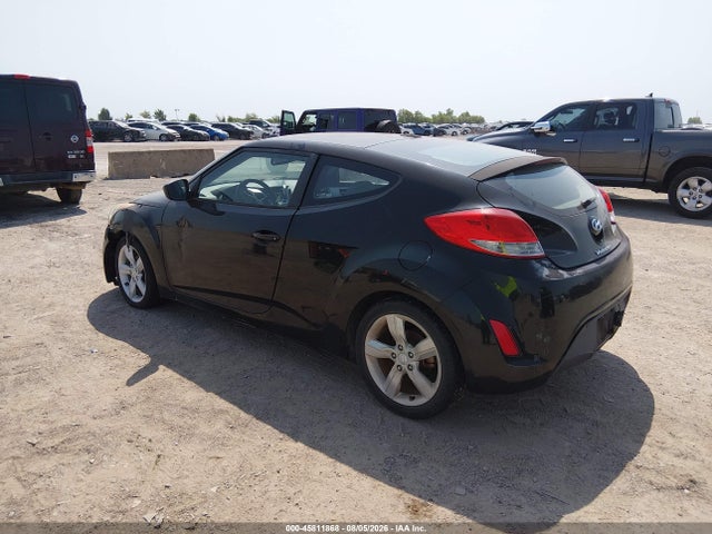 45811868 :رقم المزاد ، KMHTC6AD2DU090383 vin ، 2013 Hyundai Veloster Base W/gray مزاد بيع