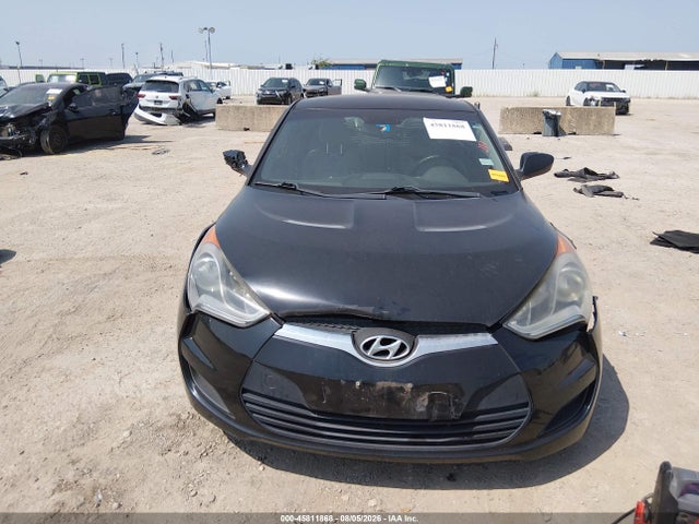 45811868 :رقم المزاد ، KMHTC6AD2DU090383 vin ، 2013 Hyundai Veloster Base W/gray مزاد بيع
