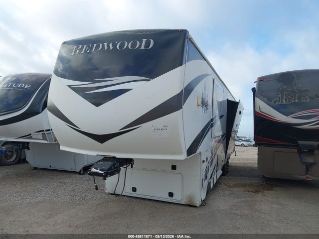 45811871 :رقم المزاد ، 4YDF39023L9340179 vin ، 2020 Thor Other مزاد بيع
