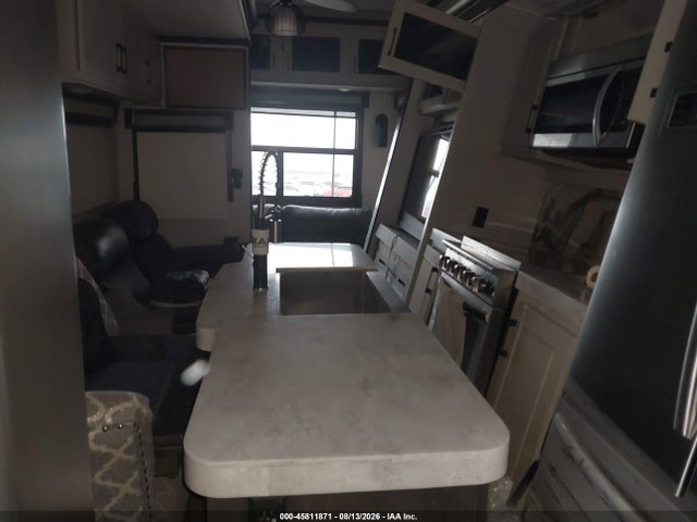 45811871 :رقم المزاد ، 4YDF39023L9340179 vin ، 2020 Thor Other مزاد بيع