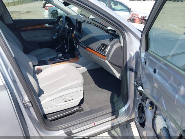 45811893 :رقم المزاد ، WA1GAAFYXN2092397 vin ، 2022 Audi Q5 Premium 45 Tfsi S Line Quattro S Tronic مزاد بيع