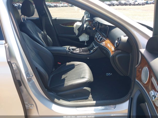 45811941 :رقم المزاد ، WDDZF4KB6HA233601 vin ، 2017 Mercedes-benz E 300 4matic مزاد بيع