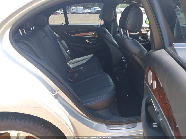 45811941 :رقم المزاد ، WDDZF4KB6HA233601 vin ، 2017 Mercedes-benz E 300 4matic مزاد بيع