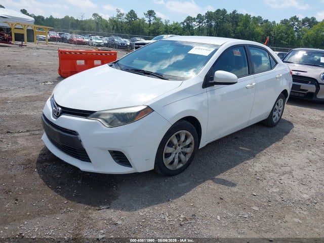 Toyota COROLLA LE 2015 2T1BURHE4FC363028 Image 2
