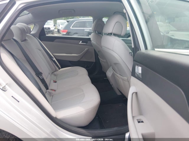 Продажа на аукционе авто 2015 Hyundai Sonata Se, vin: 5NPE24AF9FH040325, номер лота: 45811969