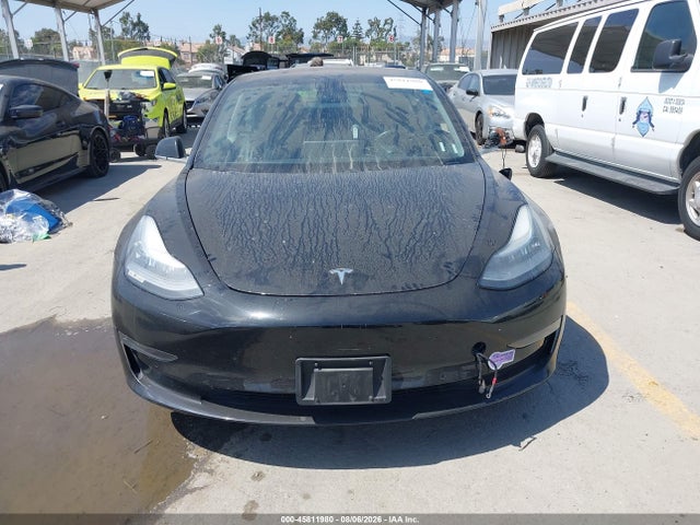 2018 Tesla Model 3 Long Range/mid Range მანქანა იყიდება აუქციონზე, vin: 5YJ3E1EA3JF151682, აუქციონის ნომერი: 45811980