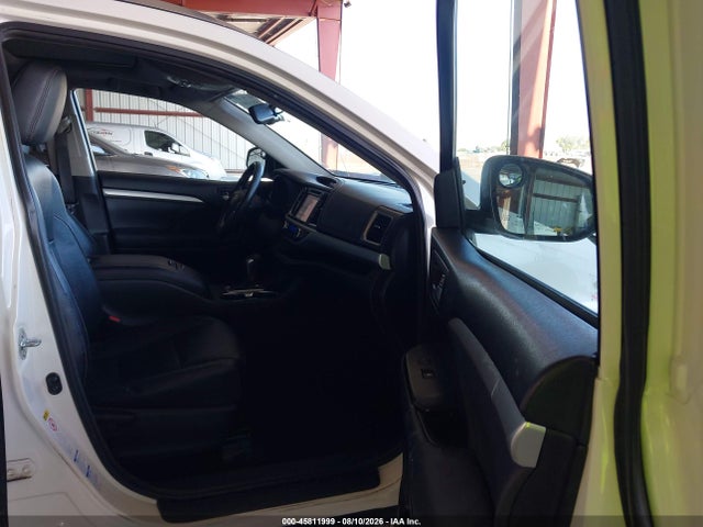 Toyota Highlander Xle V6 2014 5TDJKRFH9ES047936 Image 5