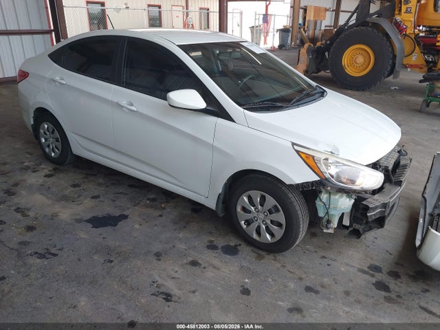 2015 Hyundai Accent Gls მანქანა იყიდება აუქციონზე, vin: KMHCT4AE3FU927934, აუქციონის ნომერი: 45812003