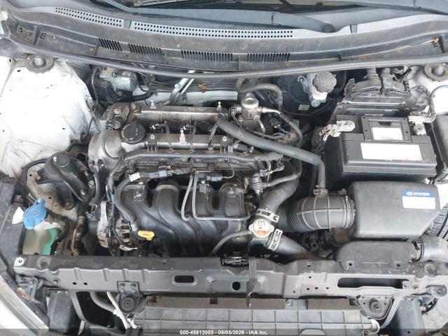 2015 Hyundai Accent Gls მანქანა იყიდება აუქციონზე, vin: KMHCT4AE3FU927934, აუქციონის ნომერი: 45812003