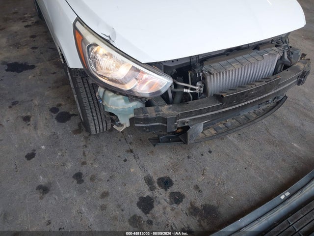 2015 Hyundai Accent Gls მანქანა იყიდება აუქციონზე, vin: KMHCT4AE3FU927934, აუქციონის ნომერი: 45812003