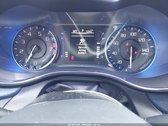 45812058 :رقم المزاد ، 1C3CCCDG1FN522651 vin ، 2015 Chrysler 200 S مزاد بيع