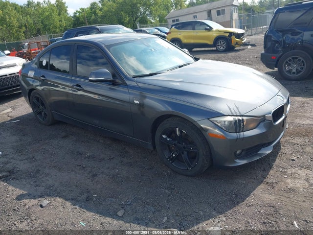 2014 Bmw 320i Xdrive მანქანა იყიდება აუქციონზე, vin: WBA3C3C56EF983698, აუქციონის ნომერი: 45812091