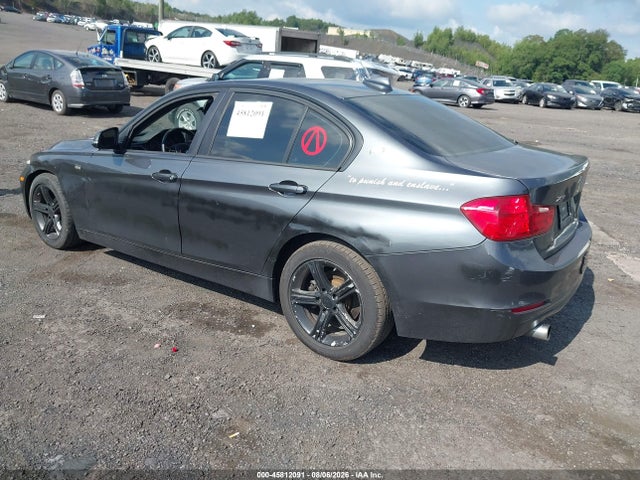 2014 Bmw 320i Xdrive მანქანა იყიდება აუქციონზე, vin: WBA3C3C56EF983698, აუქციონის ნომერი: 45812091