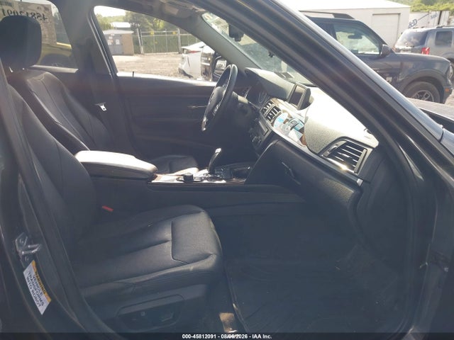 2014 Bmw 320i Xdrive მანქანა იყიდება აუქციონზე, vin: WBA3C3C56EF983698, აუქციონის ნომერი: 45812091
