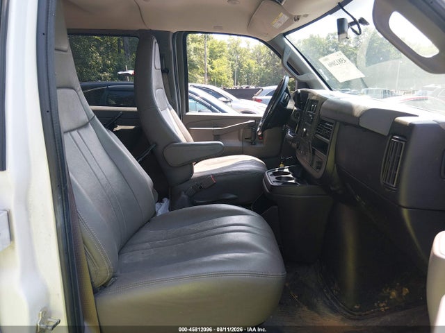 45812096 :رقم المزاد ، 1GJZ7NFG5J1340155 vin ، 2018 Gmc Savana 3500 Ls مزاد بيع