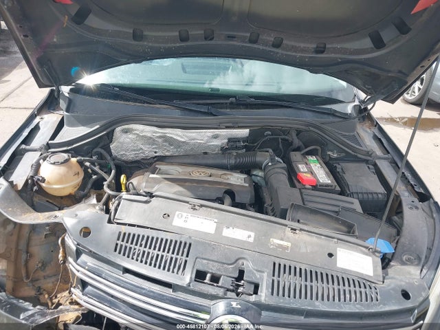 Продаж на аукціоні авто 2018 Volkswagen Tiguan Limited 2.0t, vin: WVGAV7AX7JK004901, номер лоту: 45812107