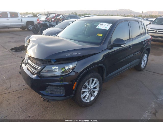 Продаж на аукціоні авто 2018 Volkswagen Tiguan Limited 2.0t, vin: WVGAV7AX7JK004901, номер лоту: 45812107