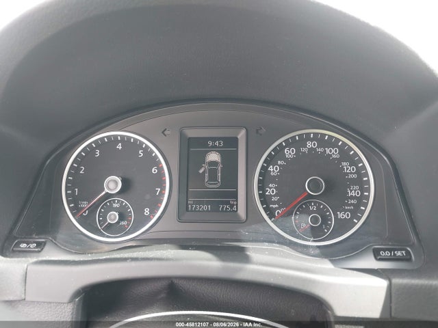Продаж на аукціоні авто 2018 Volkswagen Tiguan Limited 2.0t, vin: WVGAV7AX7JK004901, номер лоту: 45812107