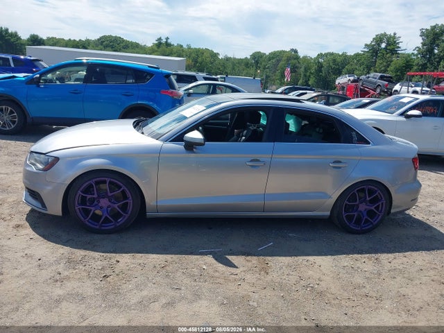 2015 Audi A3 2.0t Premium მანქანა იყიდება აუქციონზე, vin: WAUEFGFF2F1093970, აუქციონის ნომერი: 45812128