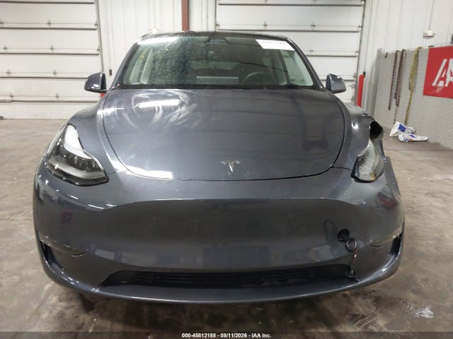 Продаж на аукціоні авто 2024 Tesla Model Y Long Range Dual Motor All-wheel Drive, vin: 7SAYGDEE2RA216747, номер лоту: 45812188