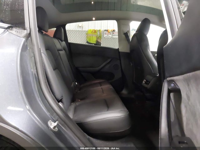 Продаж на аукціоні авто 2024 Tesla Model Y Long Range Dual Motor All-wheel Drive, vin: 7SAYGDEE2RA216747, номер лоту: 45812188