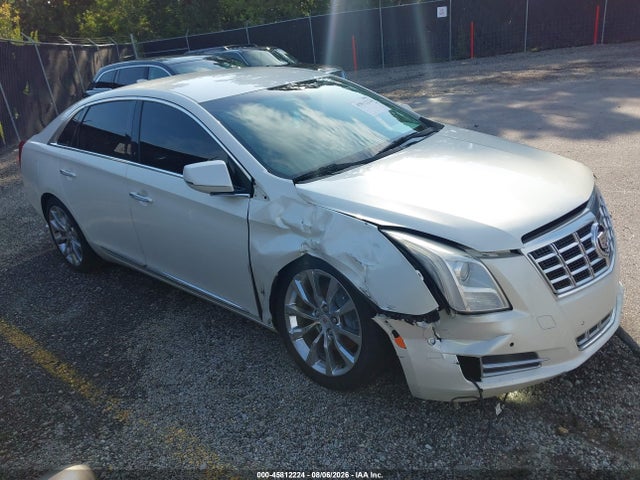 45812224 :رقم المزاد ، 2G61M5S32F9119697 vin ، 2015 Cadillac Xts Luxury مزاد بيع