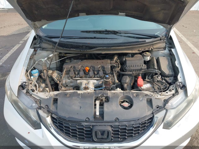 Продажа на аукционе авто 2015 Honda Civic Lx, vin: 2HGFB2F52FH557341, номер лота: 45812277