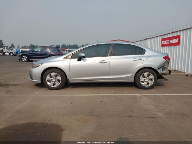 Продажа на аукционе авто 2015 Honda Civic Lx, vin: 2HGFB2F52FH557341, номер лота: 45812277