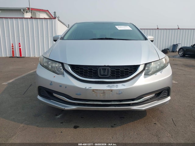 Продажа на аукционе авто 2015 Honda Civic Lx, vin: 2HGFB2F52FH557341, номер лота: 45812277