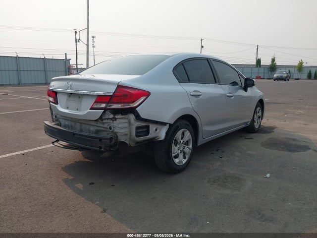 Продажа на аукционе авто 2015 Honda Civic Lx, vin: 2HGFB2F52FH557341, номер лота: 45812277