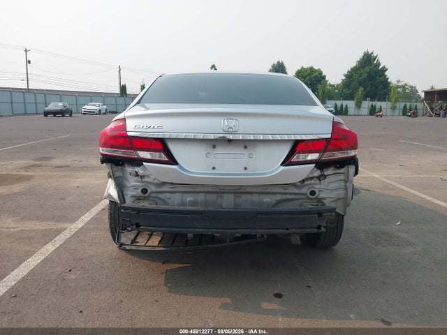 Продажа на аукционе авто 2015 Honda Civic Lx, vin: 2HGFB2F52FH557341, номер лота: 45812277