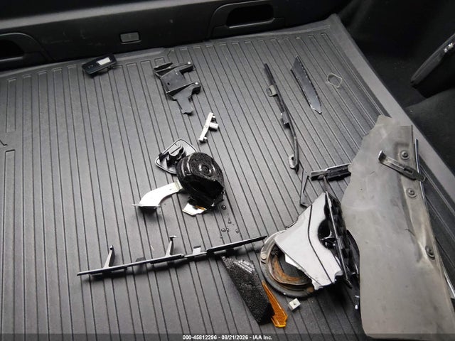 Volvo Xc60 B5 Plus 2026 YV4M12RC0T1394120 Image 12