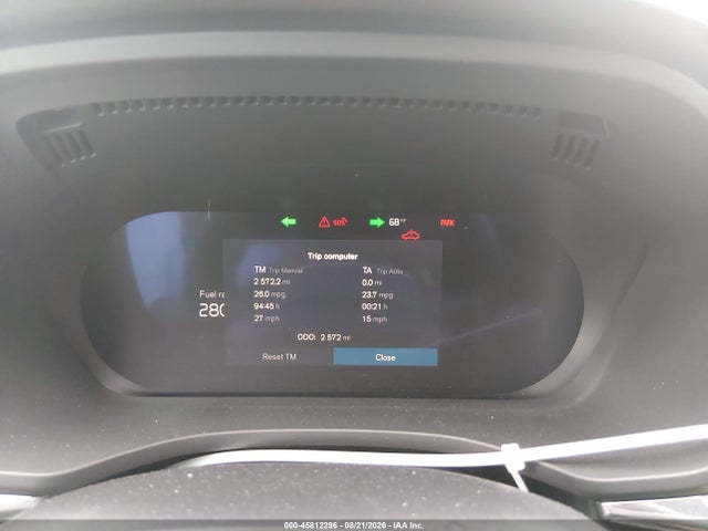 Volvo Xc60 B5 Plus 2026 YV4M12RC0T1394120 Image 7