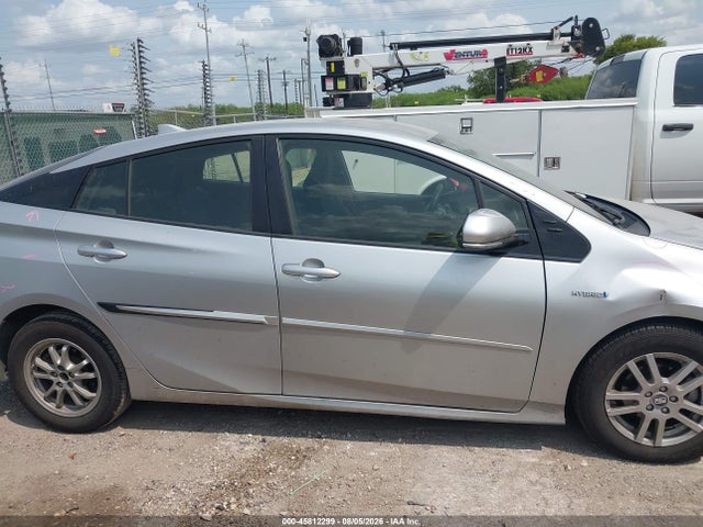 Aukcja sprzedaży 2018 Toyota Prius Two, vin: JTDKBRFU1J3589108, numer aukcji: 45812299