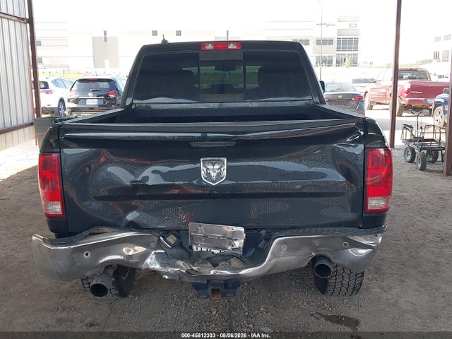 45812303 :رقم المزاد ، 1C6RR7LM6JS356194 vin ، 2018 Ram 1500 Lone Star  4x4 5'7 Box مزاد بيع
