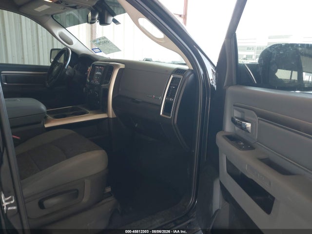 45812303 :رقم المزاد ، 1C6RR7LM6JS356194 vin ، 2018 Ram 1500 Lone Star  4x4 5'7 Box مزاد بيع