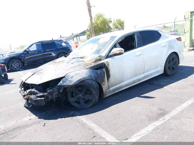 KIA Optima Lx 2015 KNAGM4A7XF5643129 Image 2
