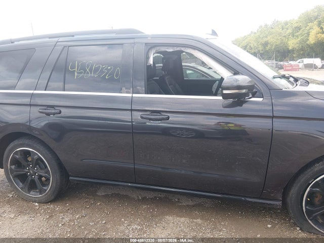 Продажа на аукционе авто 2024 Ford Expedition Limited, vin: 1FMJU2A8XREA10233, номер лота: 45812320