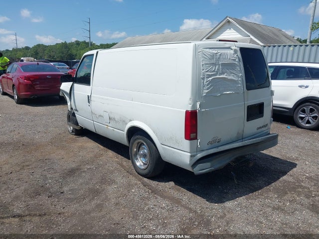Auction sale of the 2002 Chevrolet Astro, vin: 1GCDM19X62B117651, lot number: 45812325