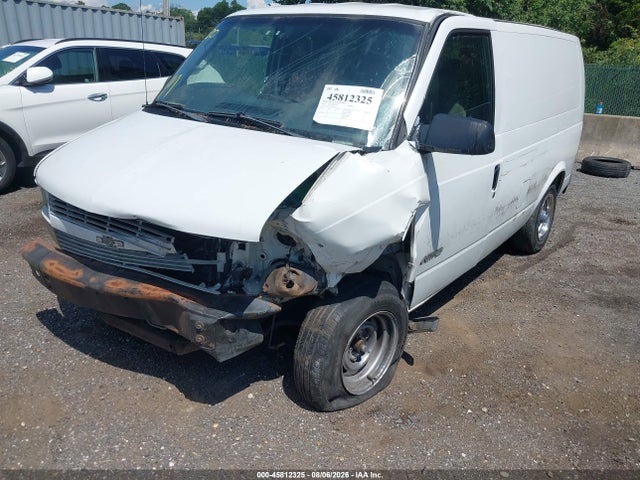 Auction sale of the 2002 Chevrolet Astro, vin: 1GCDM19X62B117651, lot number: 45812325