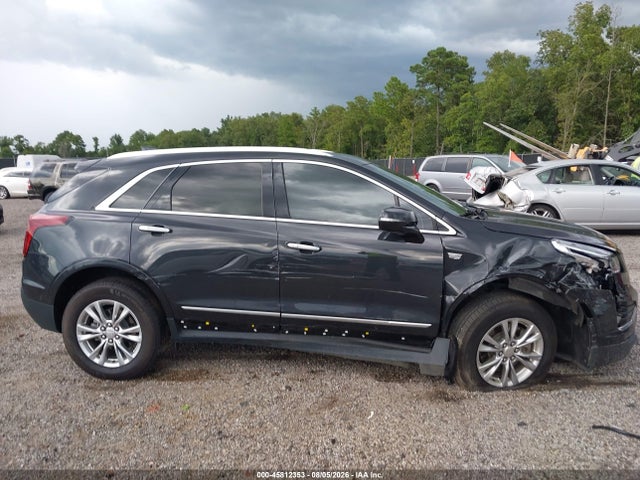 45812353 :رقم المزاد ، 1GYKNCRS0LZ211354 vin ، 2020 Cadillac Xt5 Fwd Premium Luxury مزاد بيع