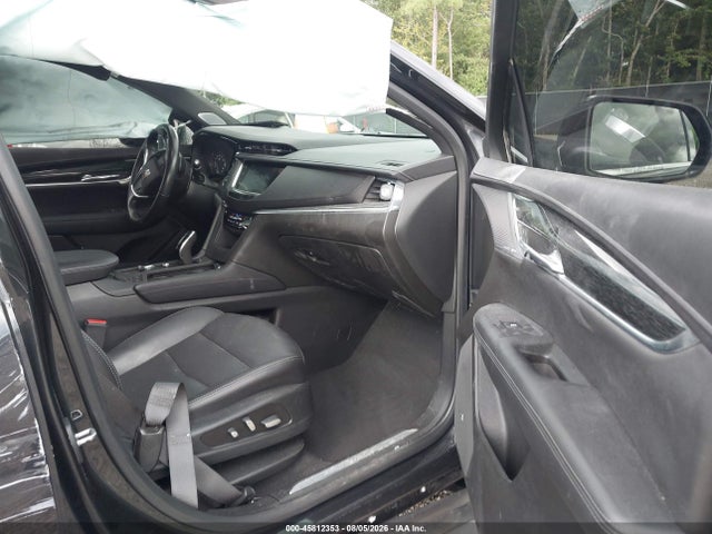 45812353 :رقم المزاد ، 1GYKNCRS0LZ211354 vin ، 2020 Cadillac Xt5 Fwd Premium Luxury مزاد بيع