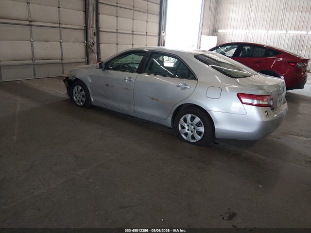 45812386 :رقم المزاد ، 4T1BF3EK3BU133877 vin ، 2011 Toyota Camry Le مزاد بيع