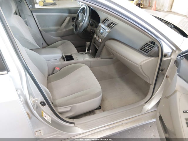 45812386 :رقم المزاد ، 4T1BF3EK3BU133877 vin ، 2011 Toyota Camry Le مزاد بيع