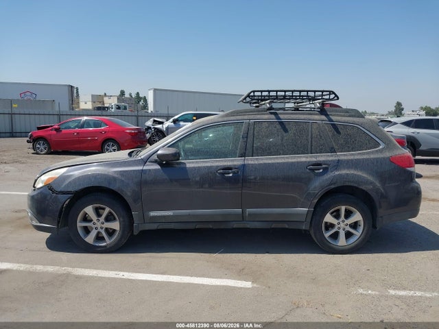 2011 Subaru Outback მანქანა იყიდება აუქციონზე, vin: 454BRBCC3B3324931, აუქციონის ნომერი: 45812390